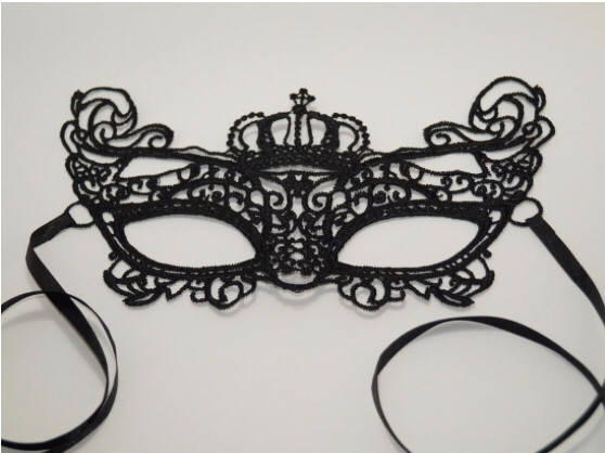 

Маска карнавальная