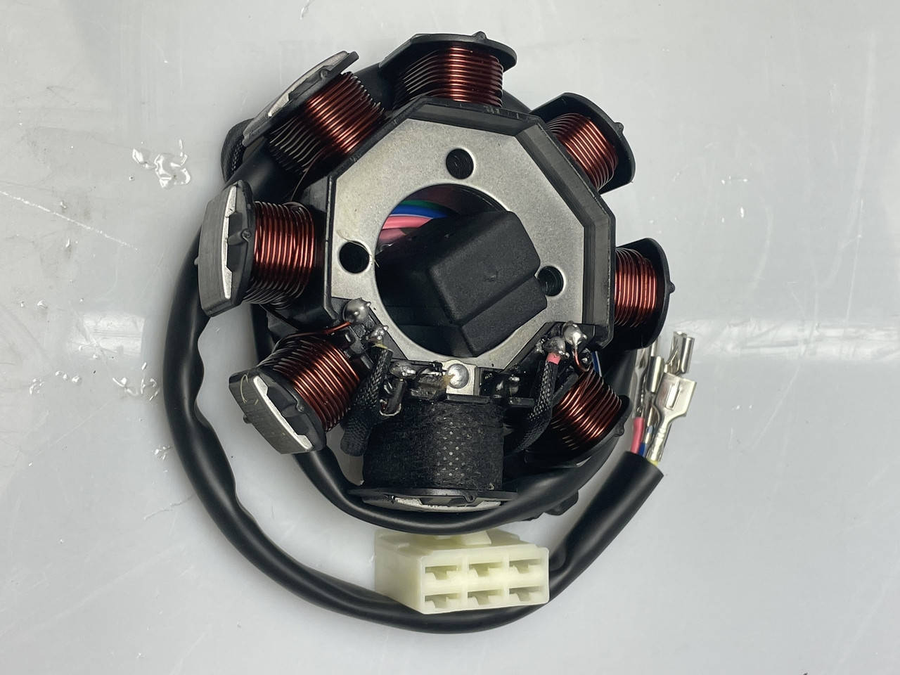 

Статор/обмотка генератора мото CB/CG/ZS 125-150-200cc, 7+1 катушек на 3 болта