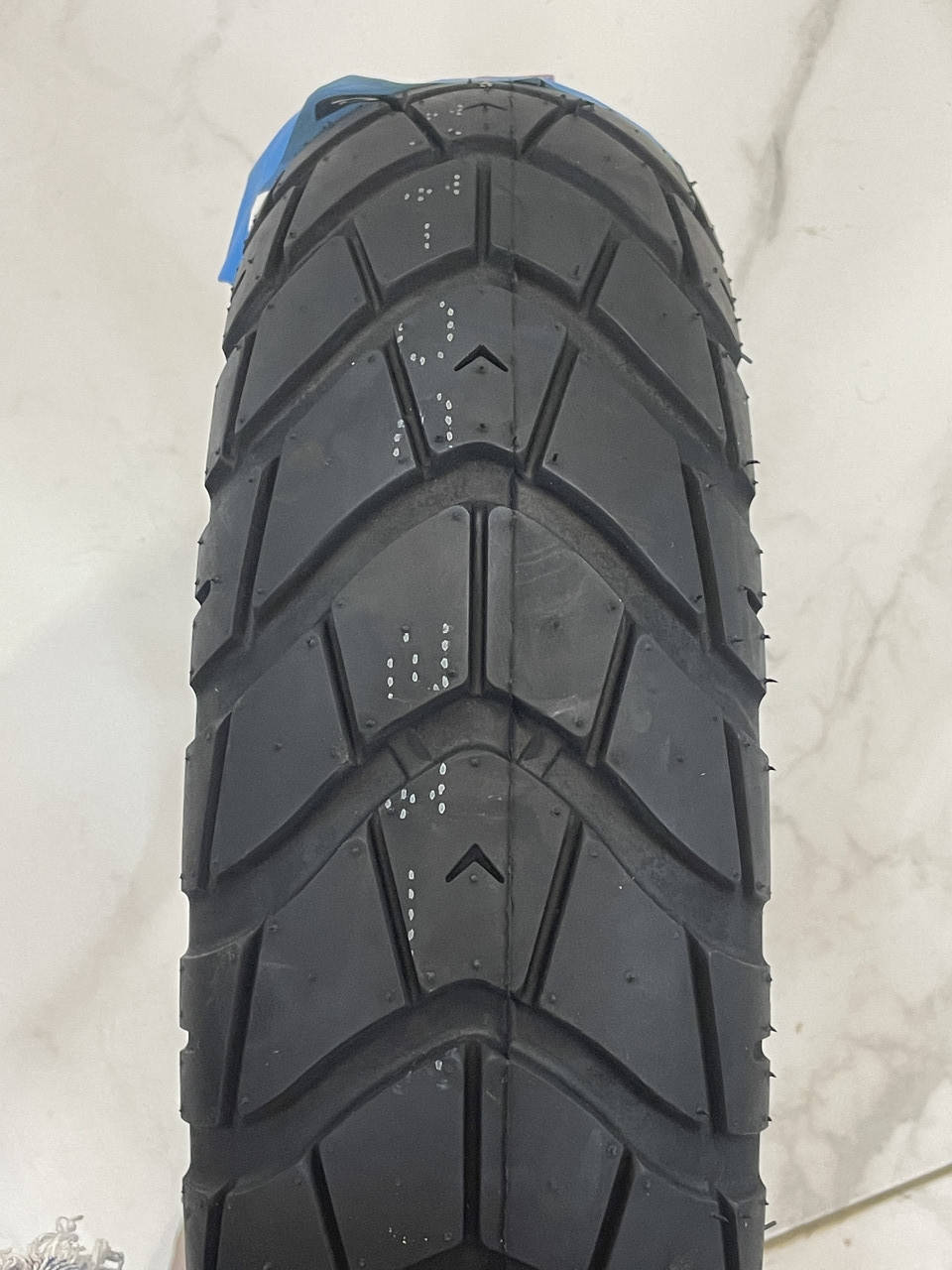 

Покрышка/мотошина 120/70-12 TL SC-101, шоссейная Deli Tire