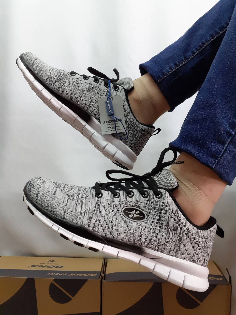 

Женские летние комфортные кроссовки текстильные Bona, Серый