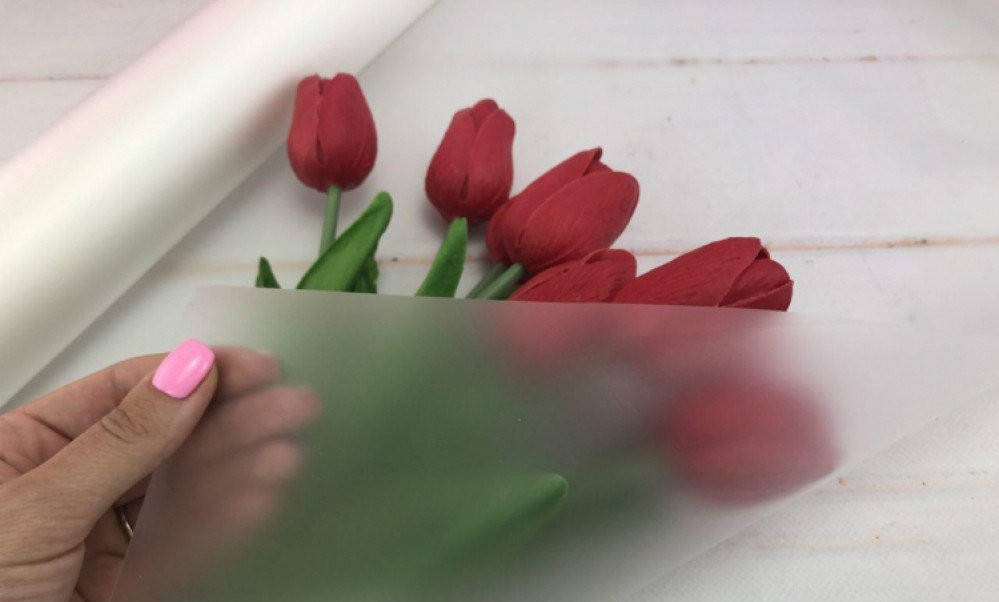 

Калька в рулонах 60см*20м, полупрозрачная