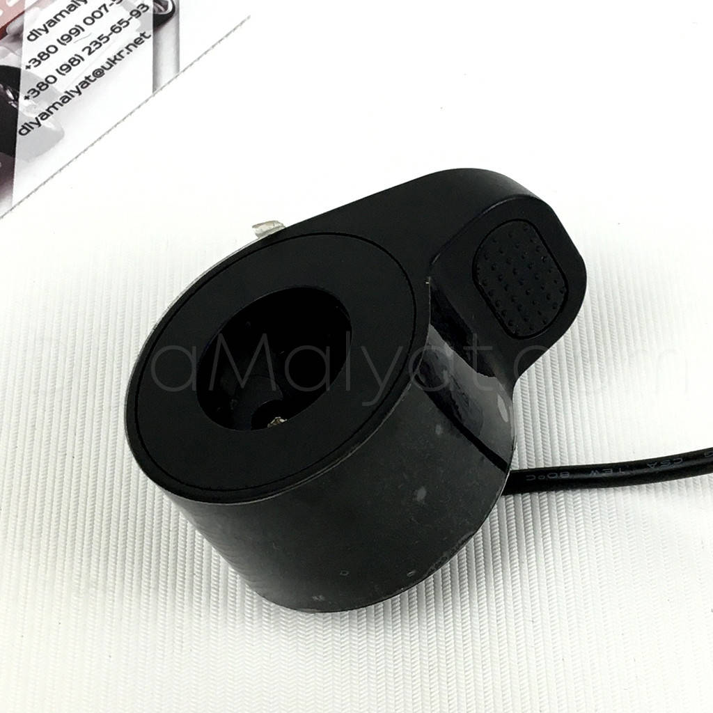 

Ручка газу (курок) для електросамокату Crosser M5/E9