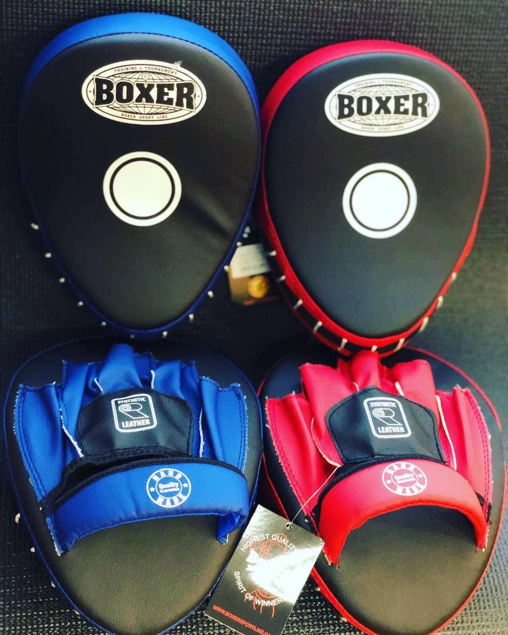 

Лапы гнутые боксерские Boxer (черно-красные) (черно-синие )