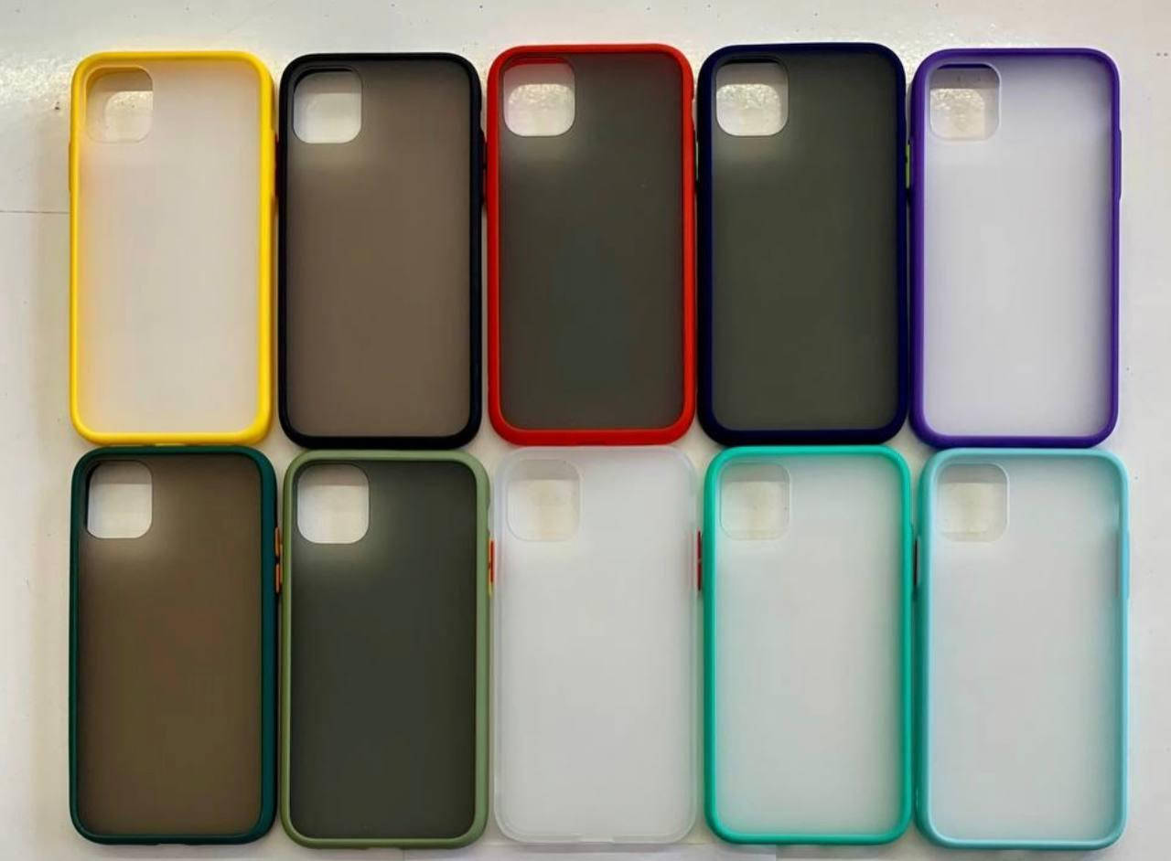 

Чехол накладка Sport для Apple iPhone 12 / 12 Pro, Разные цвета