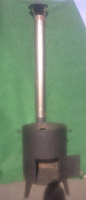 

Печка для казана с трубой диаметр 400 мм, толщина стенки 3 мм.