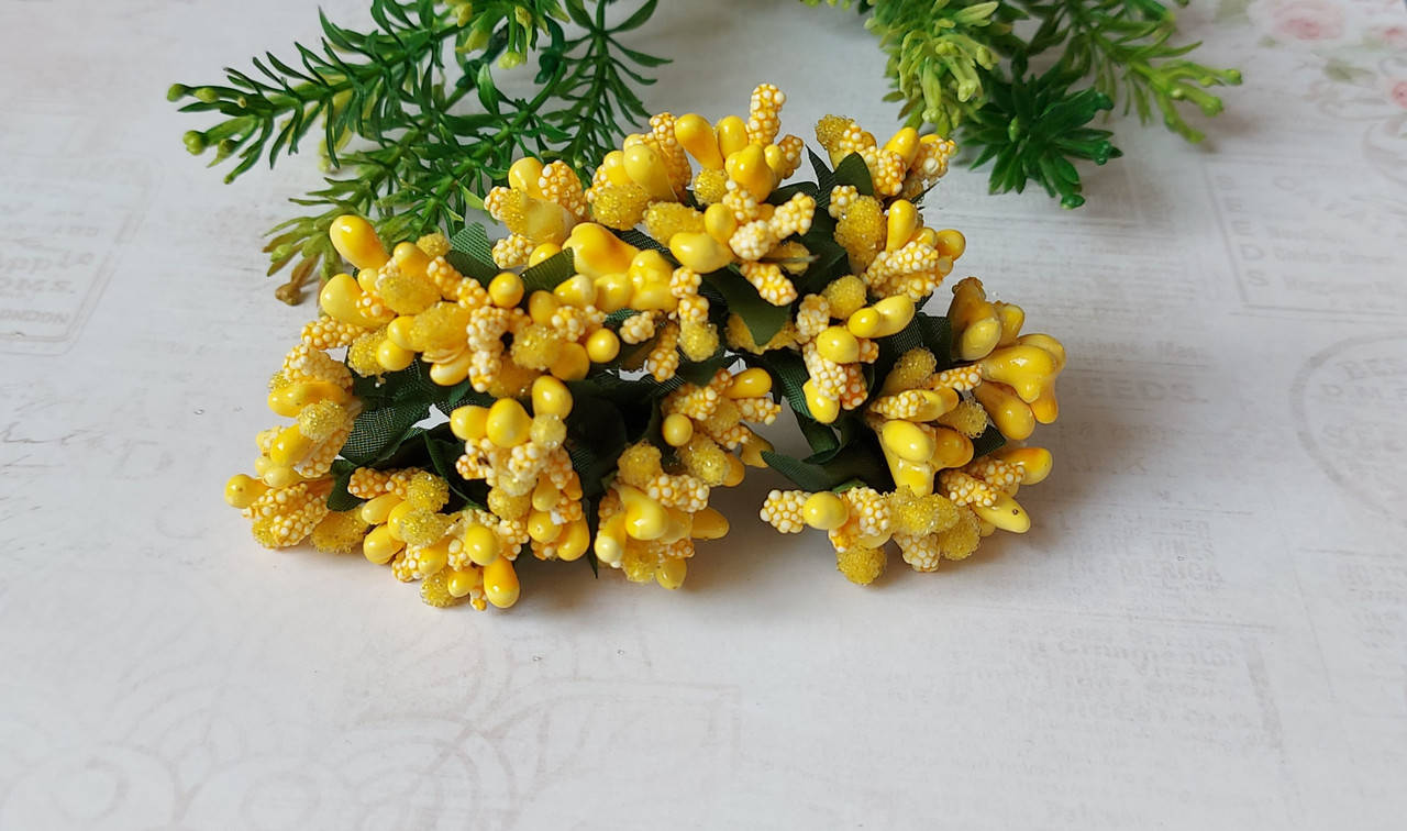 

Веточка с тычинками сахарная, желтая