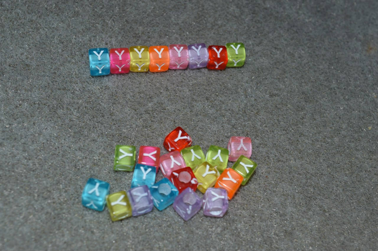 

Бусинки кубики английский алфавит. " Y "