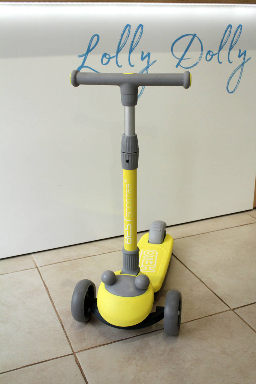 

Самокат трехколесный Best Scooter D складной Желтый