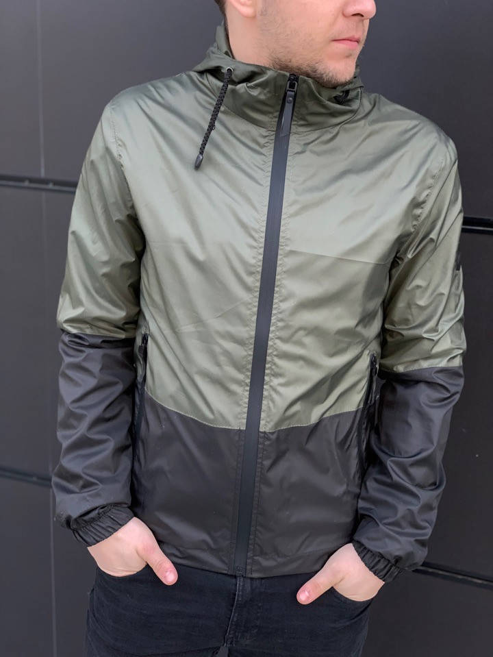 

Куртка мужская весенняя / летняя легкая ветровка / хаки