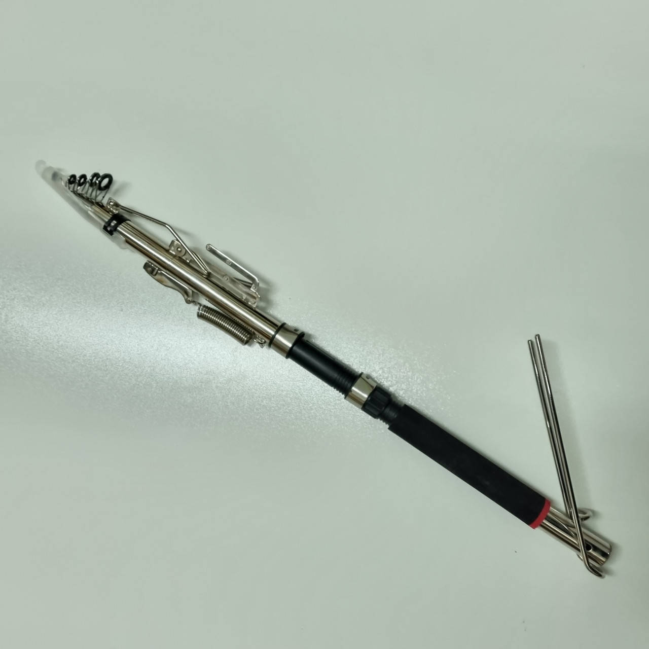 

Спиннинг самоподсекающий Searover 2.4 (металлический механизм)