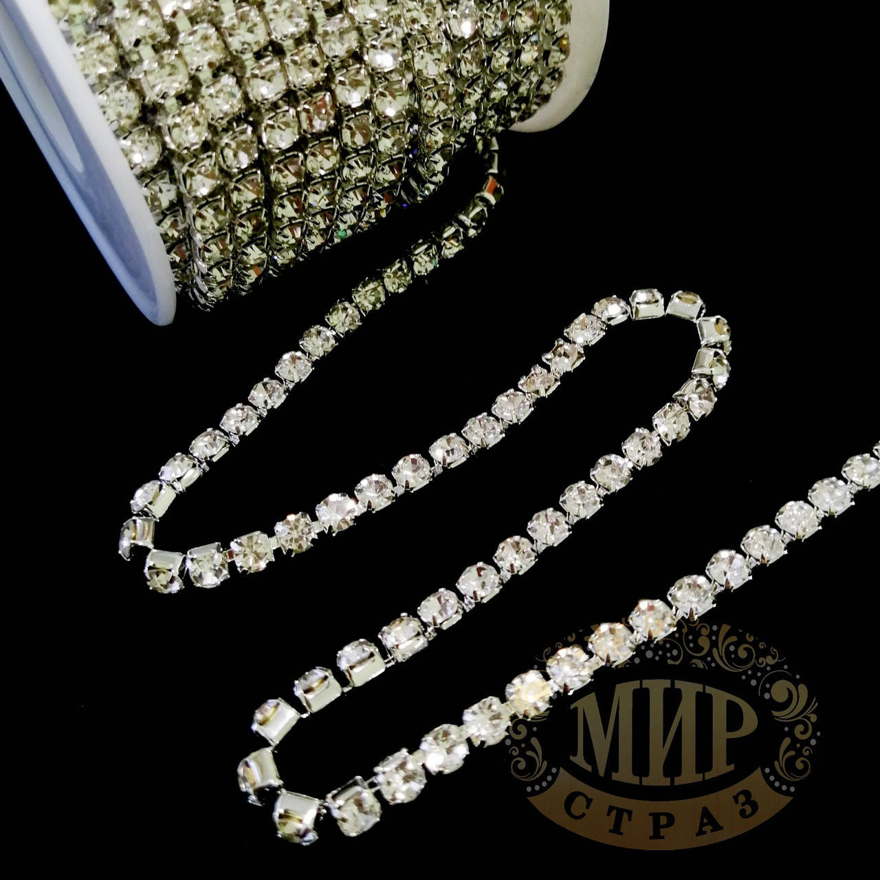 

Стразовая цепочка высокого качества, цвет Сrystal ss10 (2,8mm), 1м