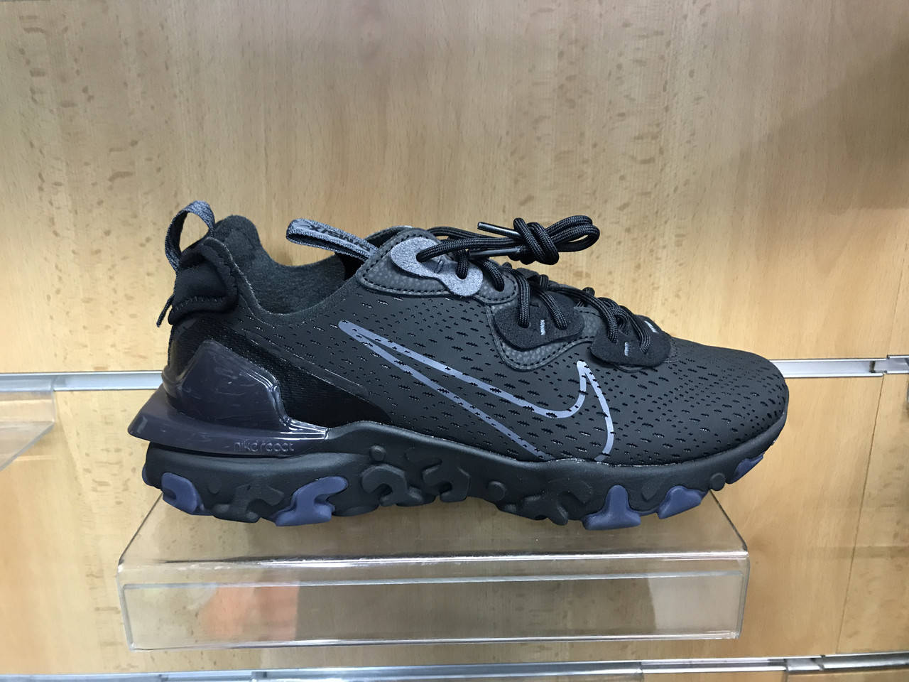 

Кроссовки Nike React Vision (CD4373-004), Черный