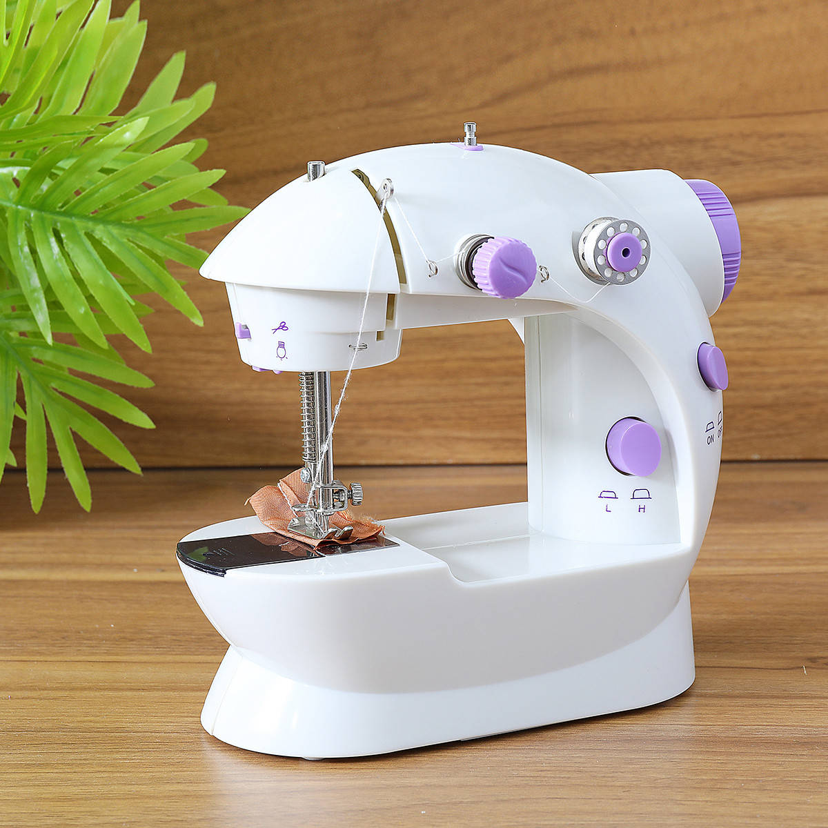 

Портативная швейная машинка 4 в 1 Sewing Machine SM-202A