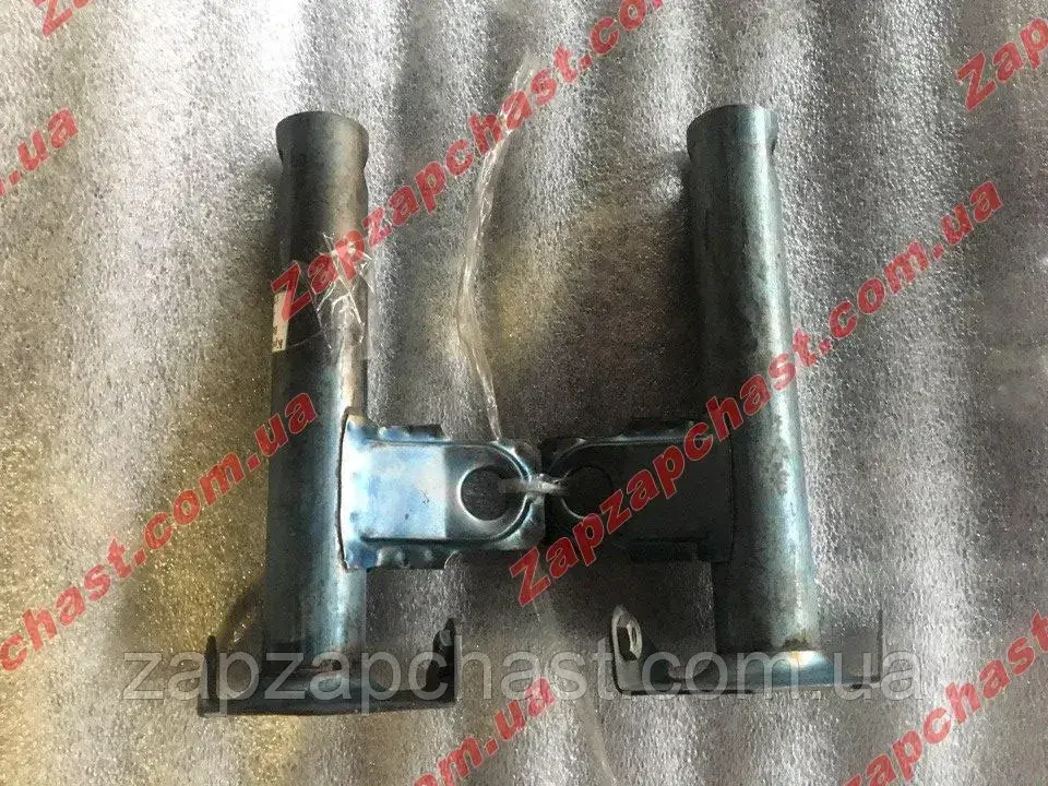 

Кронштейны бампера Ваз 2107 наружные задние трубы (к-кт 2шт)