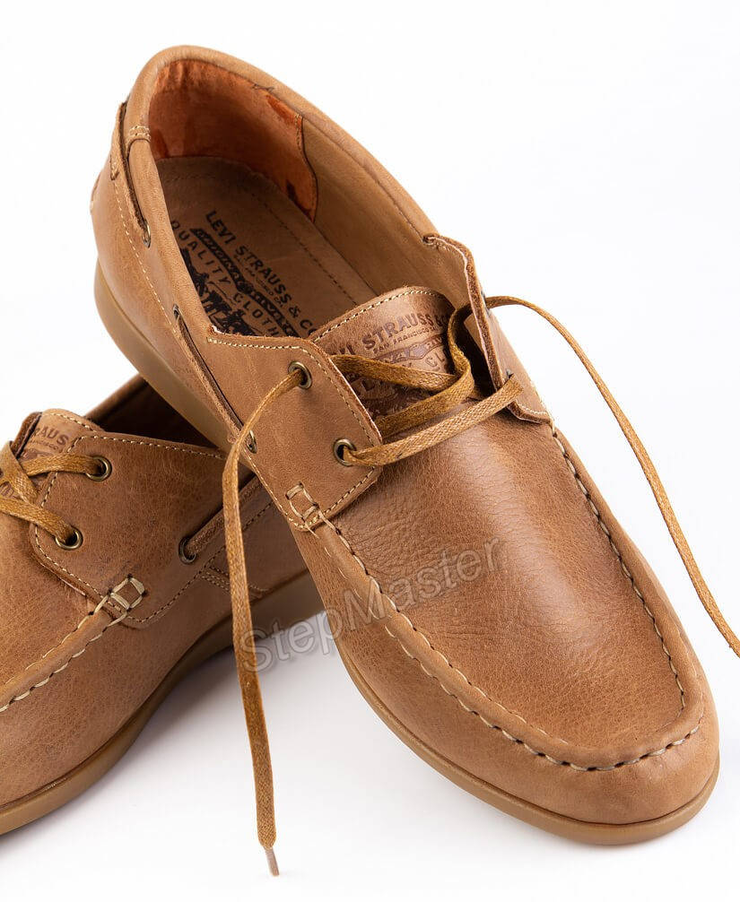 

Топсайдеры Levi’s Howard