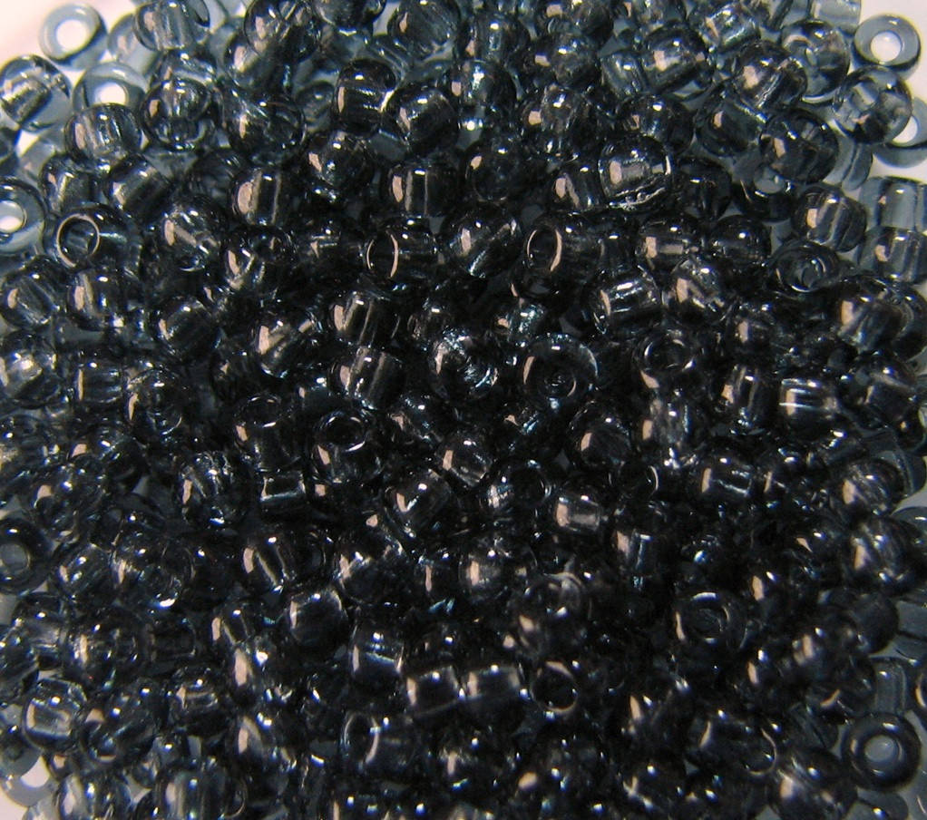 

Чешский бисер 40010