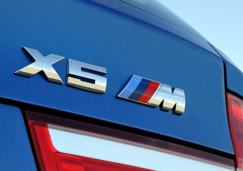 

Эмблема кузова BMW X5M хром