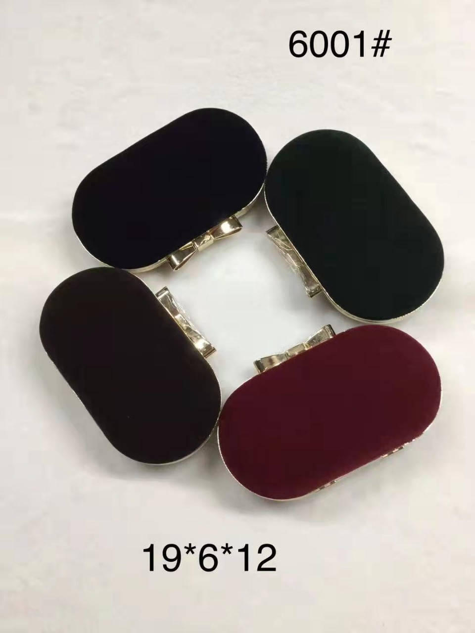 

Сумочка клатч женский праздничный замшевый 19*12 см в разных цветах Inna, Разные цвета