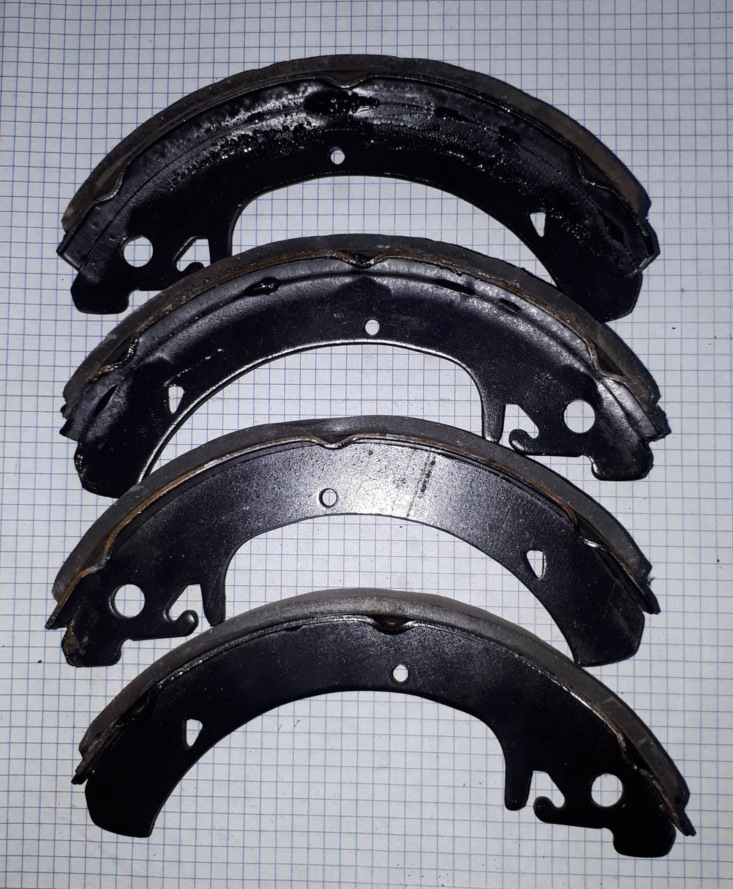 

Колодки задние тормозные ВАЗ 2108 2109 21099 2110 2111 2112 2113 2114 2115 Калина 1117 1118 1119 ЗАРЗ