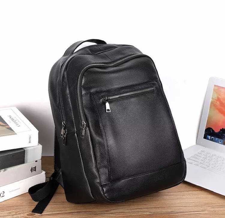 

Мужской кожаный рюкзак, Черный