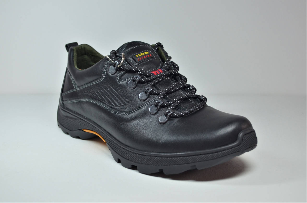 

Мужские демисезонные кожаные кроссовки черные Ferum T-17, Черный