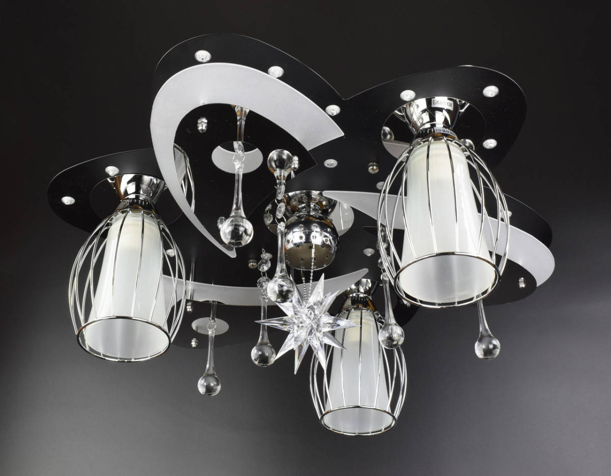 

Люстра потолочная Космос с цветной LED подсветкой и авто отключением с пультом 5520/3+1 Черный 20х50х50 см.