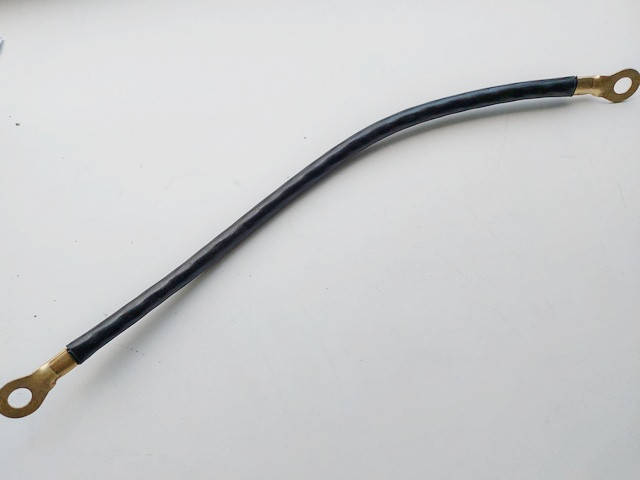 

Провод массы грузовой 40 см в изоляции /