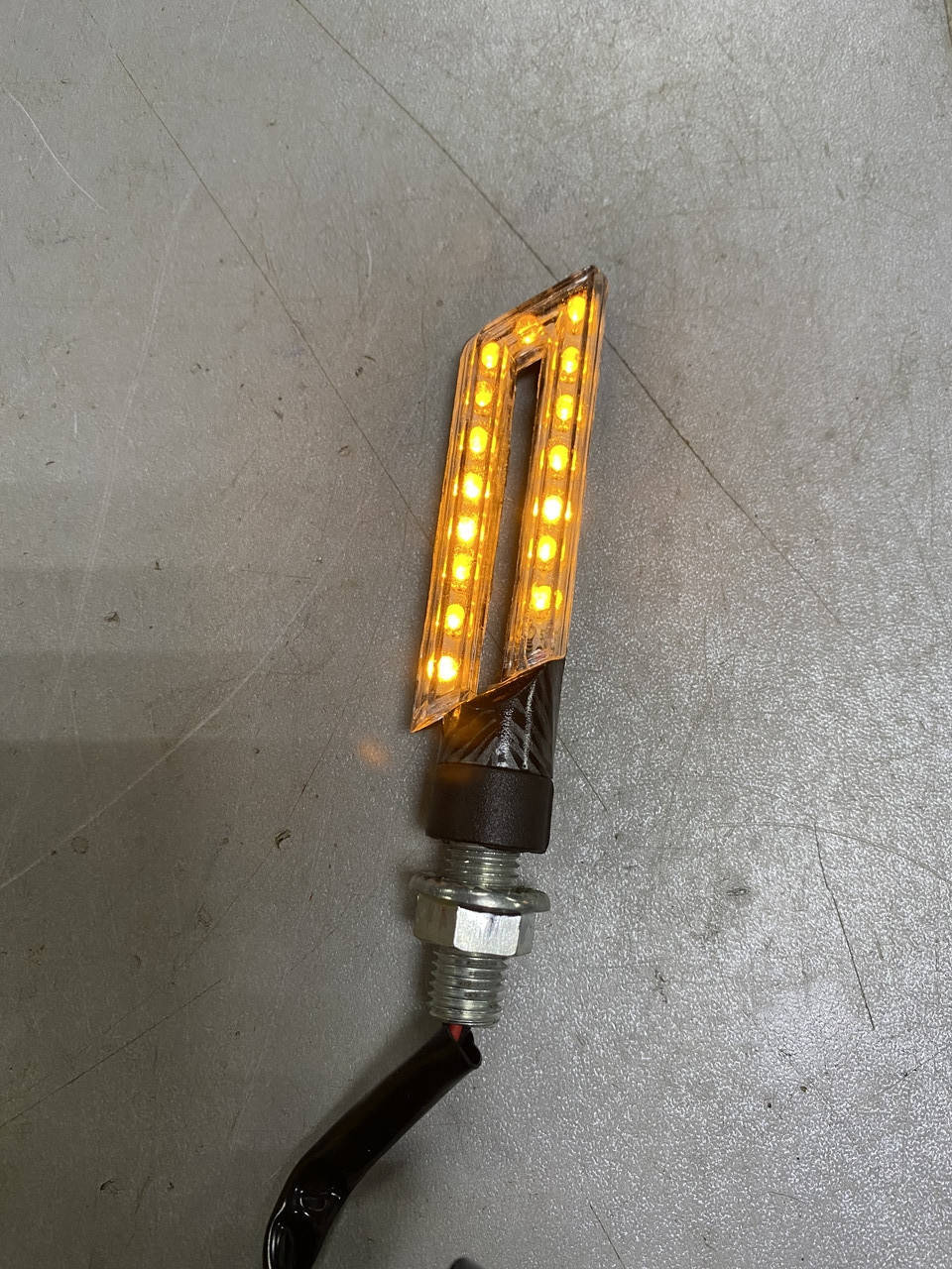 

Поворотники светодиодные LED