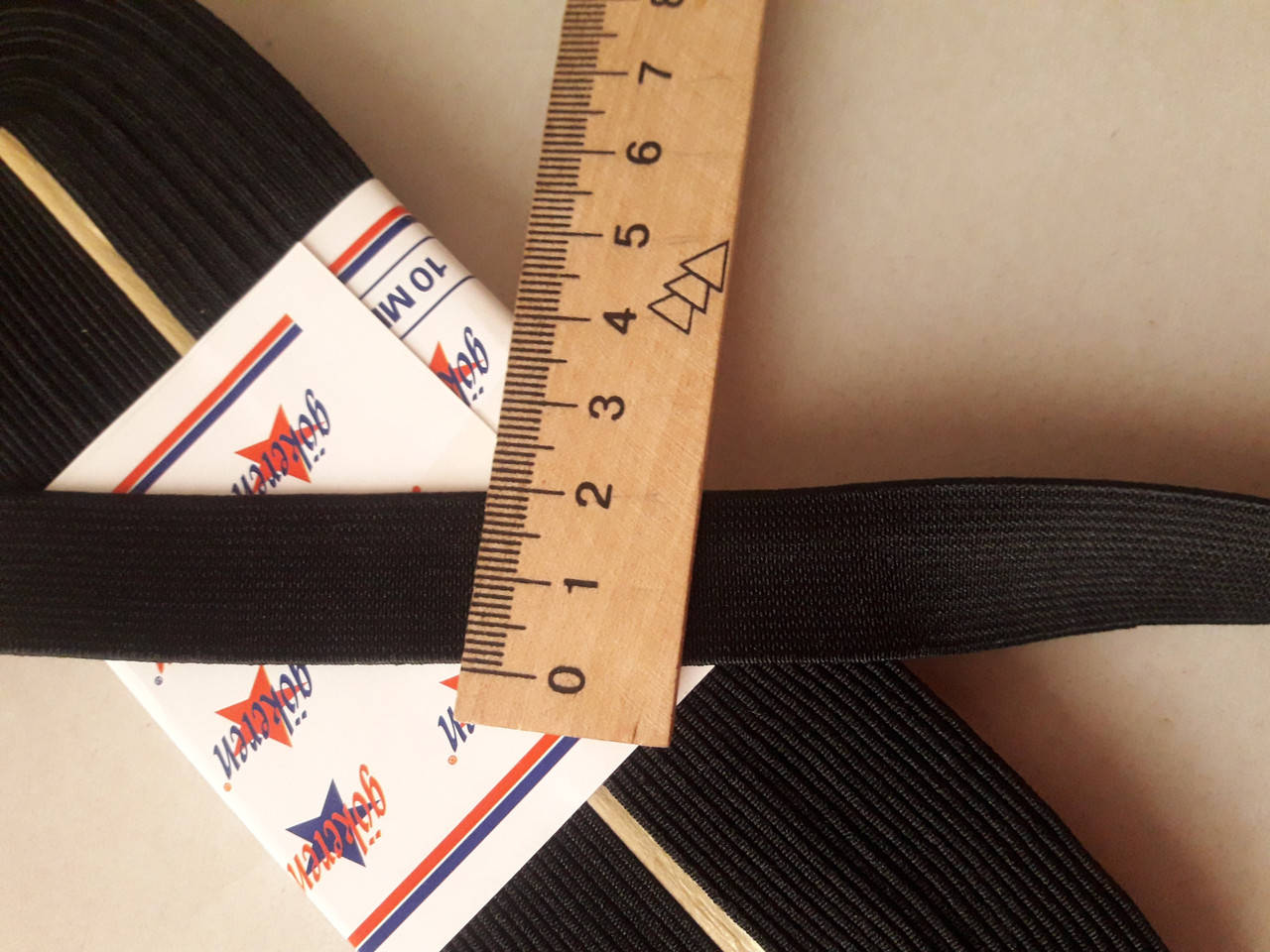 

Резинка бельевая для шитья Турция Гумка чорна білизняна 2см ( 20 мм) .Туреччина ціна за 1 метр, Черный