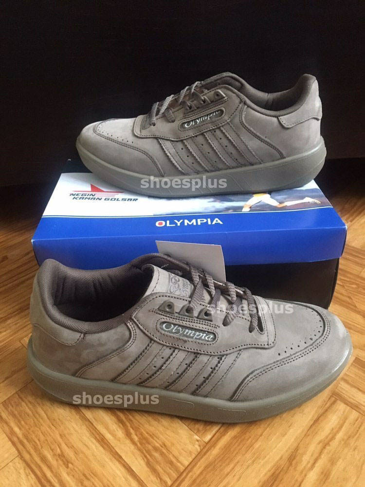 

Мужские кроссовки Adidas московские Olympia Oxford, старый московский Адидас качественная обувь олимпия Иран, Песочный