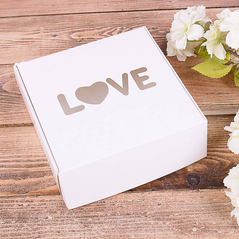 

Коробка самосборная прорезная Love 15*15*5см белая, Белый