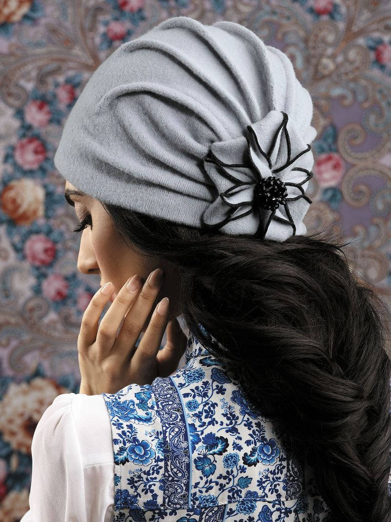 

Элегантная женская шерстяная шапка-бандана Flawia от Willi Польша, Разные цвета