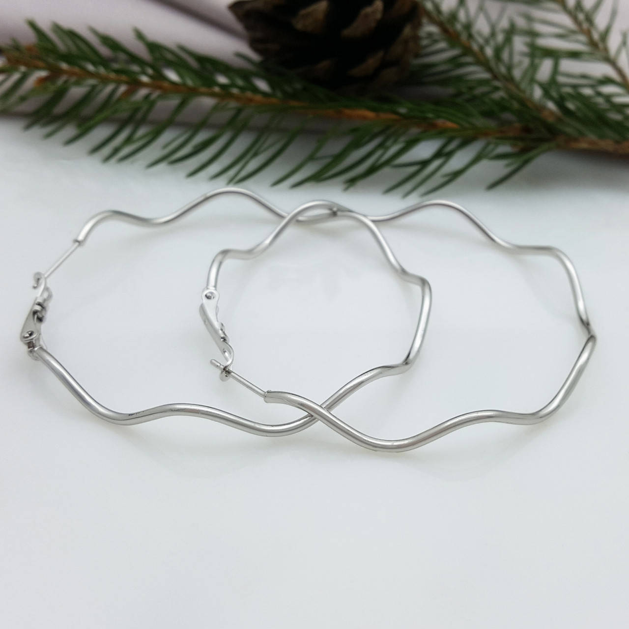 

Серьги Волнистые Кольца, без камней, медсталь Xuping