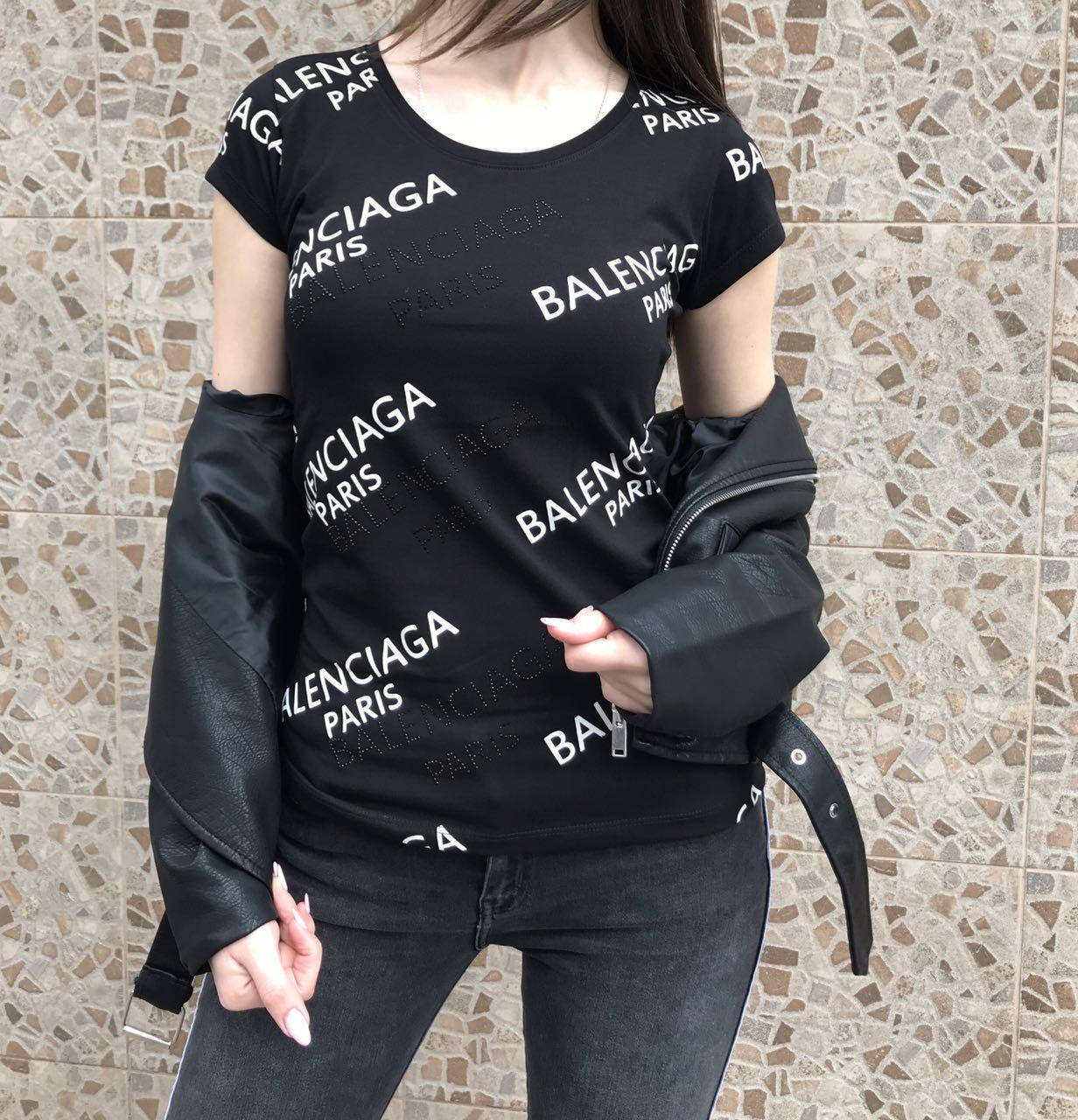 

Футболка женская Balenciaga черная S, Черный