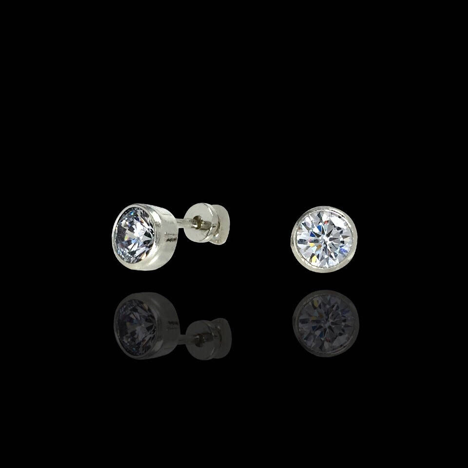 

Серьги пусеты в серебряном обрамлении Selenit 24051