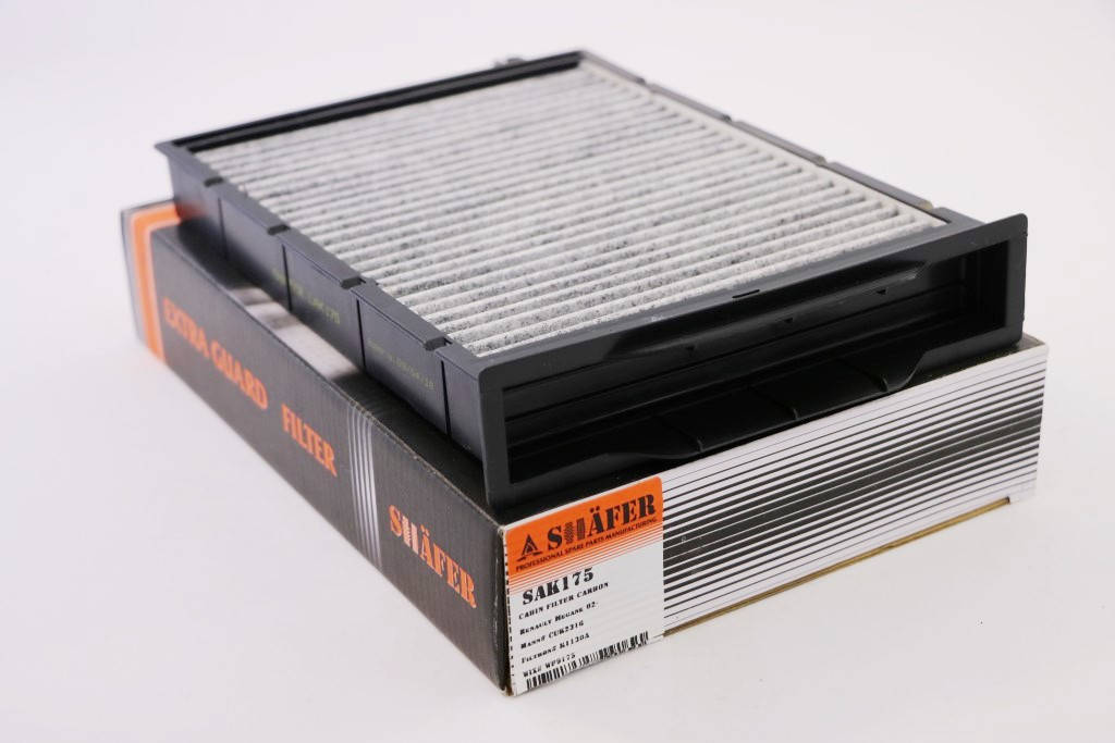 

Фильтр салона Renault Megane II (угольный)