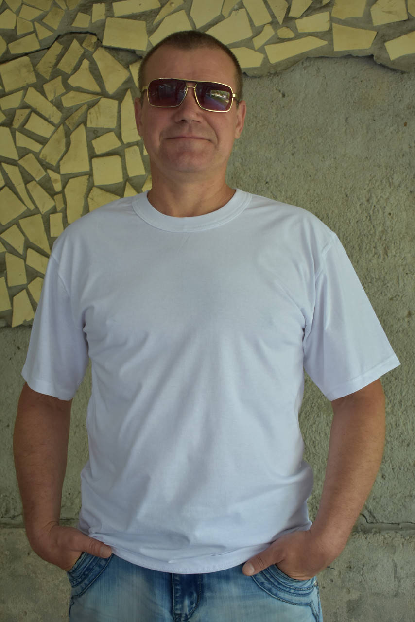 

Базовая футболка белая мужская размер 60 4XL