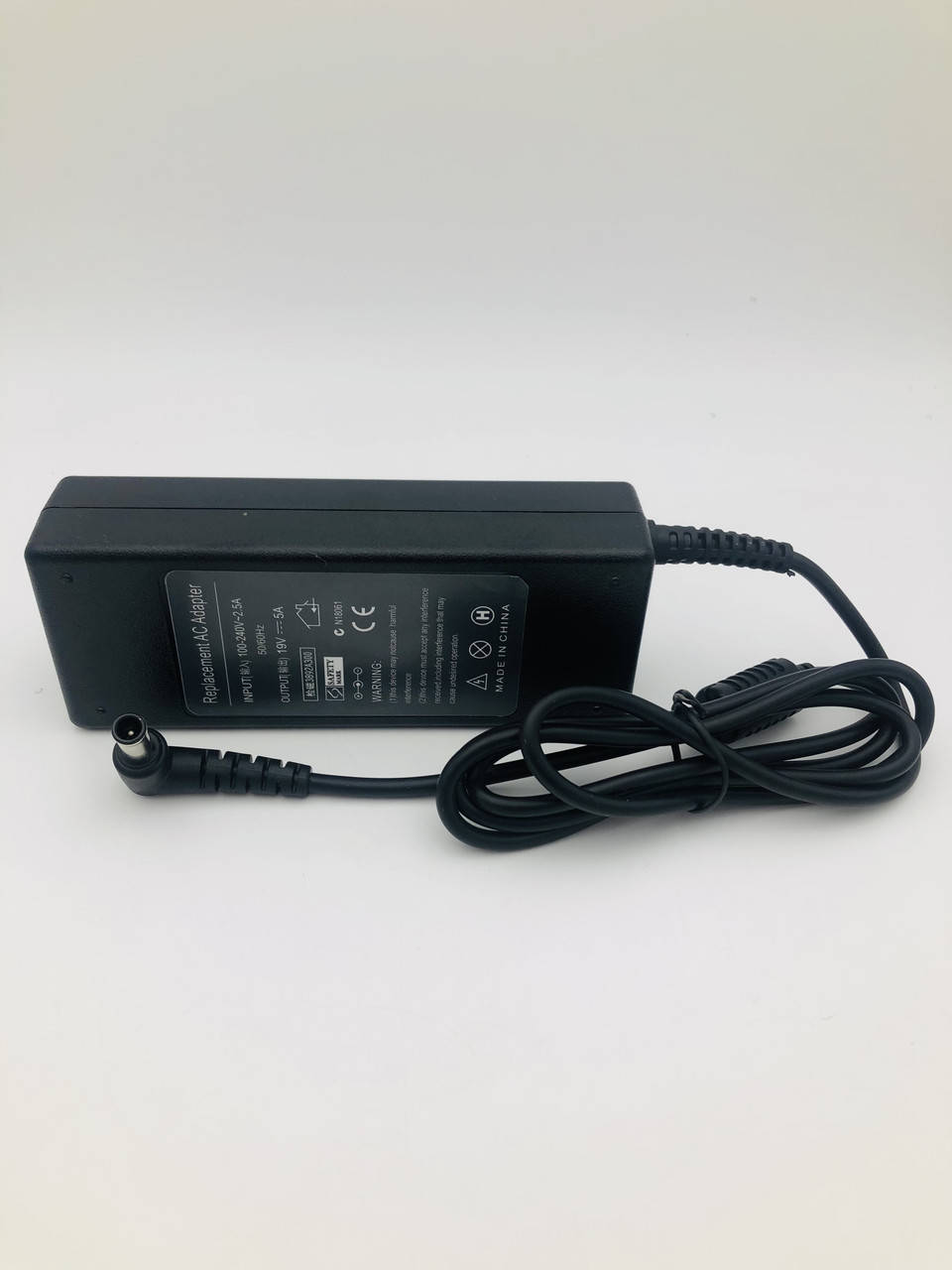 

Блок питания для ноутбука LG, разъем 6.5*4.4 pin, 19V, 5A, 95W, черный, без кабеля
