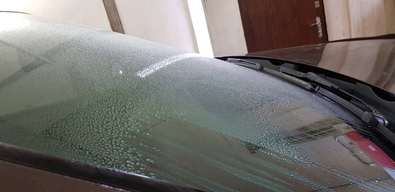 

Пленка для защиты лобового стекла WindshieldShield WSS бронепленка на лобовое автомобиля гидрофобная 1 м
