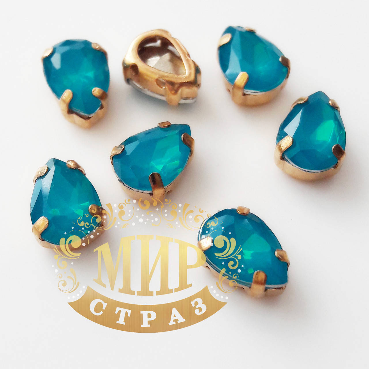 

Опаловые капли 7x10, в улучшенных золотых цапах, цвет Blue Zircon Opal