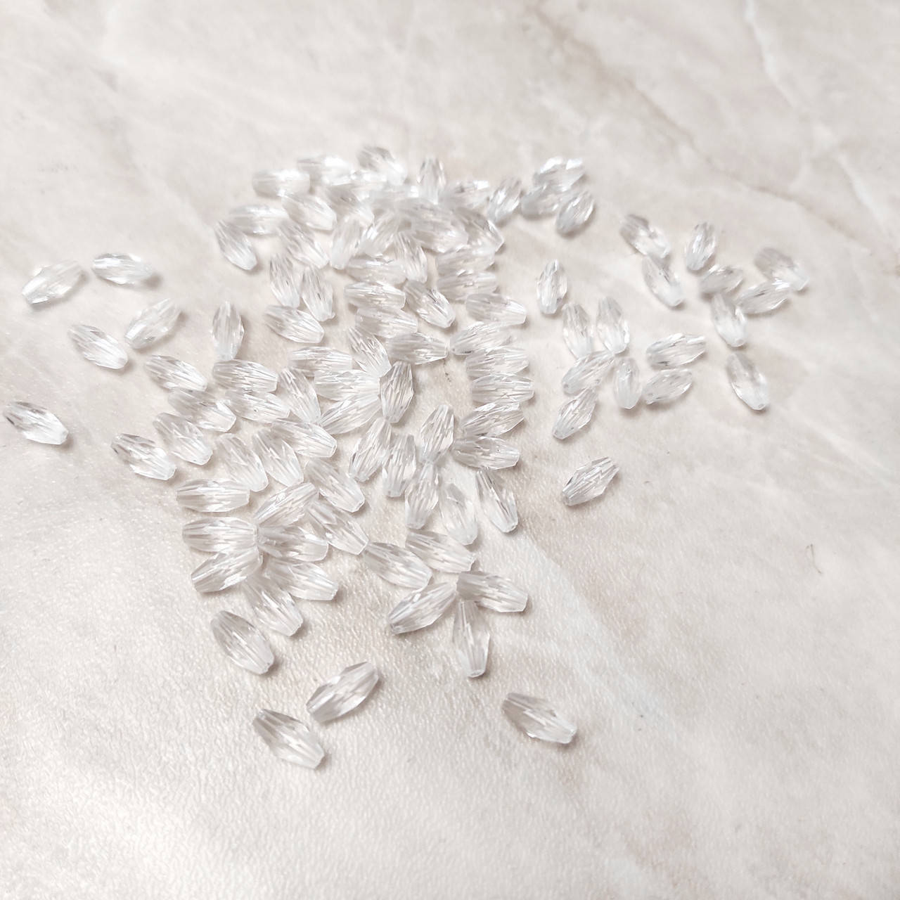 

Бусина Рис 0,8 см прозрачный 100 шт