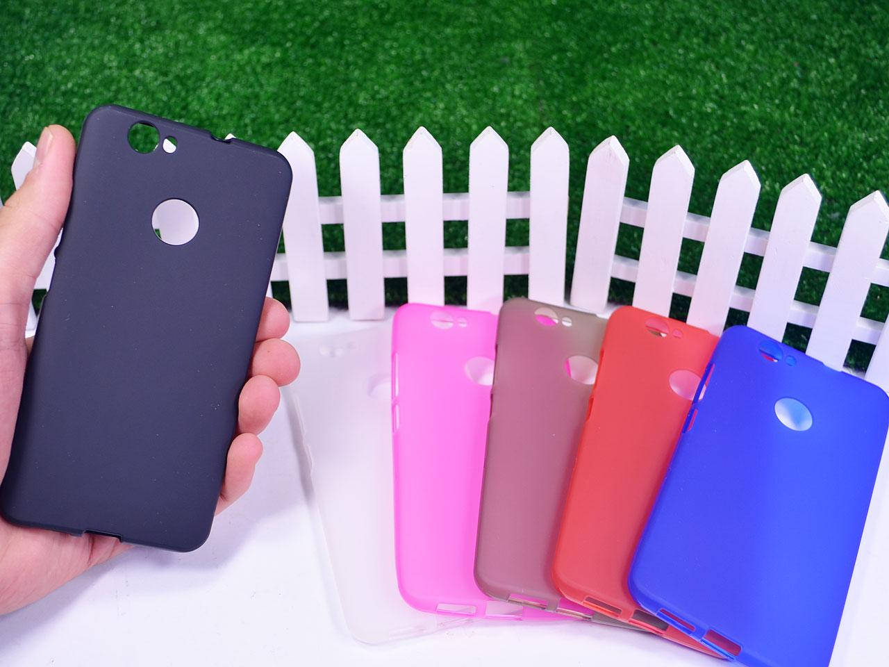 

Силиконовый TPU чехол для Huawei Nova