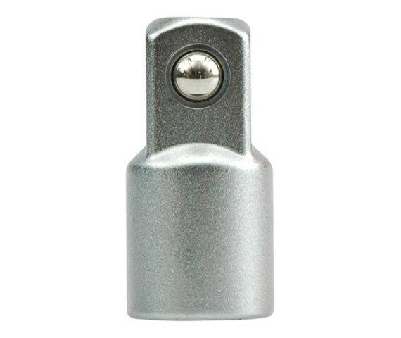 

Переходник для головок торцевых 3/8"(F) - 1/2"(М) 35 мм YATO YT-3854