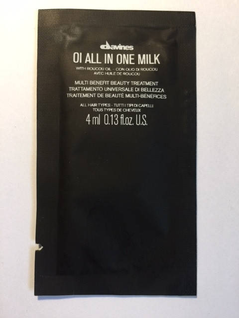 

Молочко для абсолютной красоты волос Davines OI/All in one milk 4 мл (пробник)