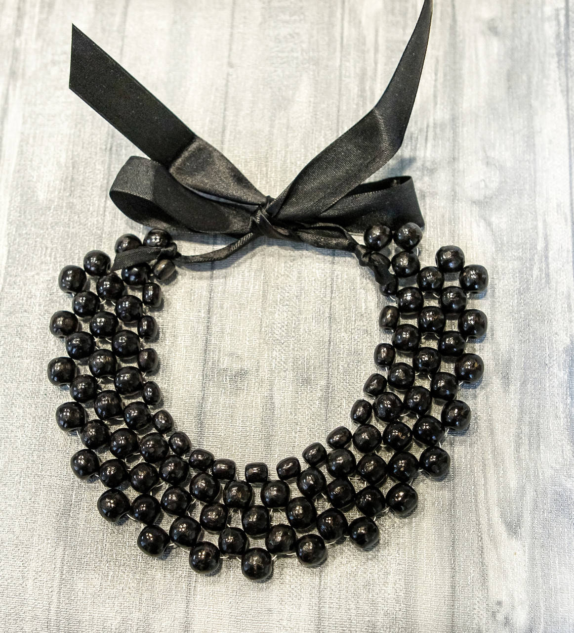 

Намисто Лілея. Чорне