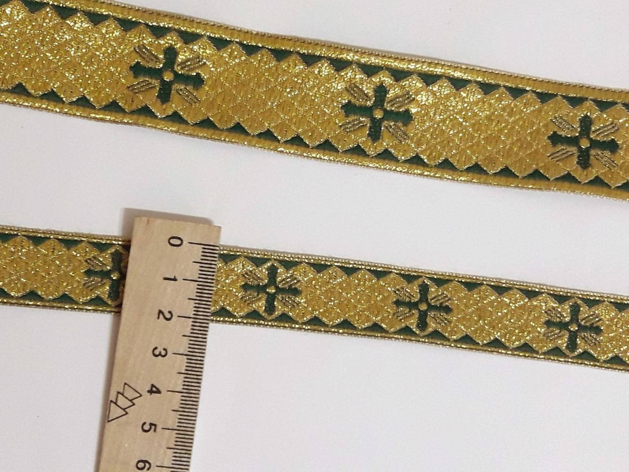 

Тесьма церковная Тасьма галун церковна з люрексом, 2 см.Зеелена з золотом., Зелёный