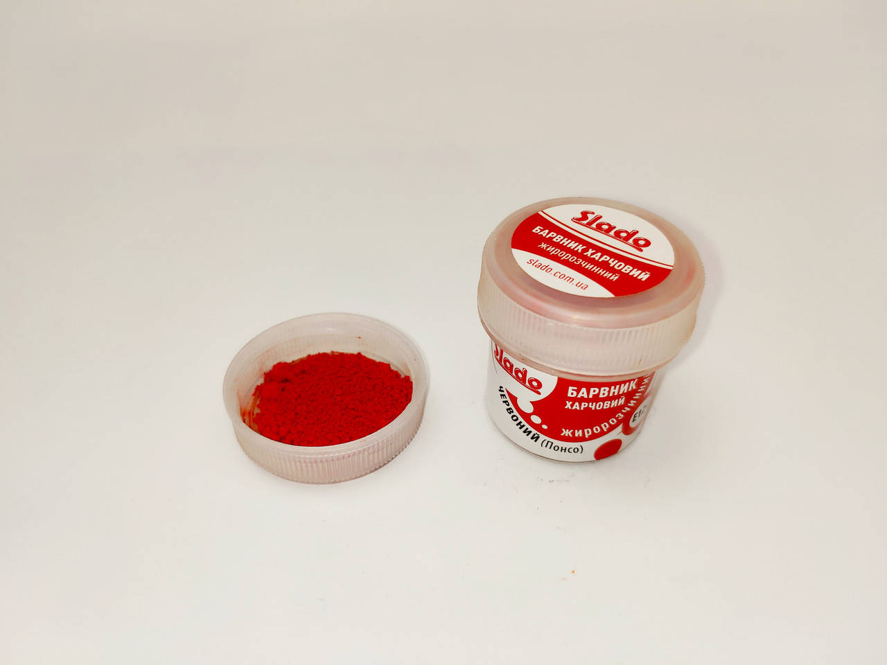 

Жирорастворимый краситель "Красный Понсо ", Slado