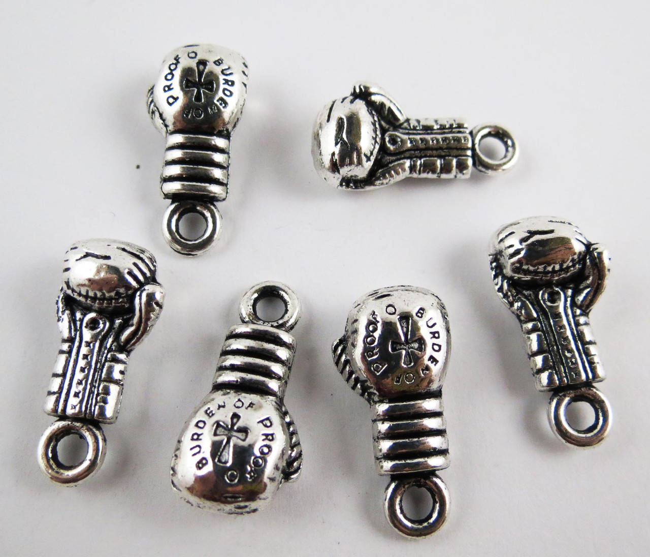 

Подвеска " Боксерская перчатка ", Бокс, Спорт, Античное серебро, 22 мм x 11 мм