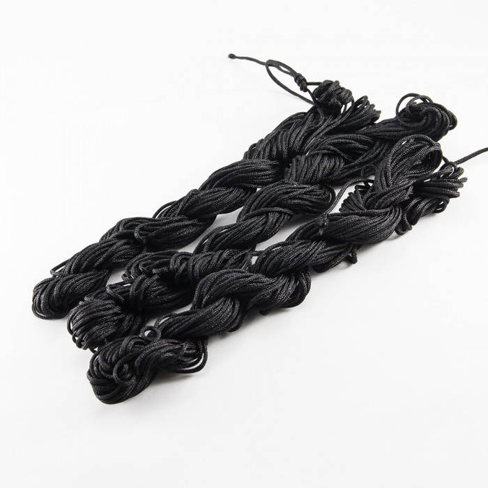 

Шнур Нейлоновый, Цвет: Черный, Толщина 2мм, около 12м/связка, (УТ100009696)