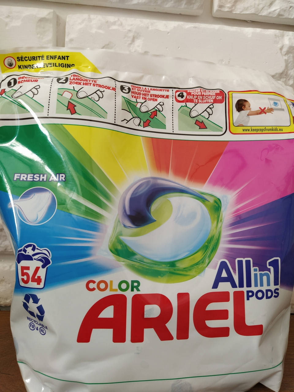 

Ариель капсулы Ariel color 3 in1 54 шт.